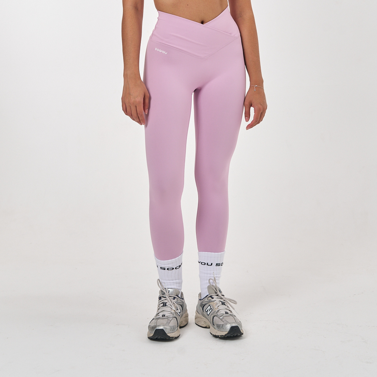 CROSSOVER-V SHAPED SCULPTURE LEGGINGS